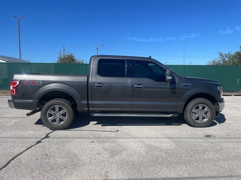 2020 Ford F-150 XLT photo 2