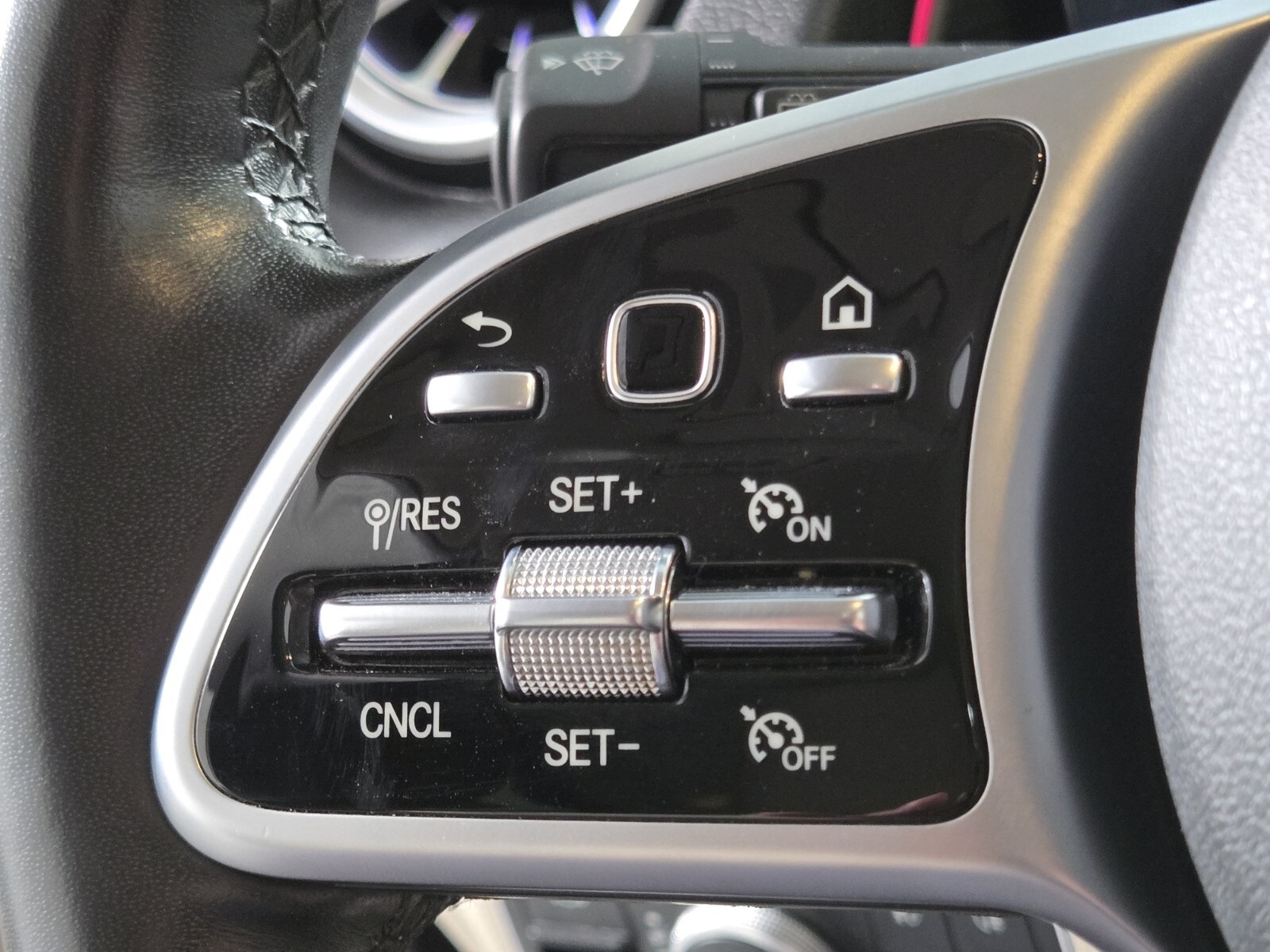 2022 Mercedes Benz GLB 250 4MATIC photo 21