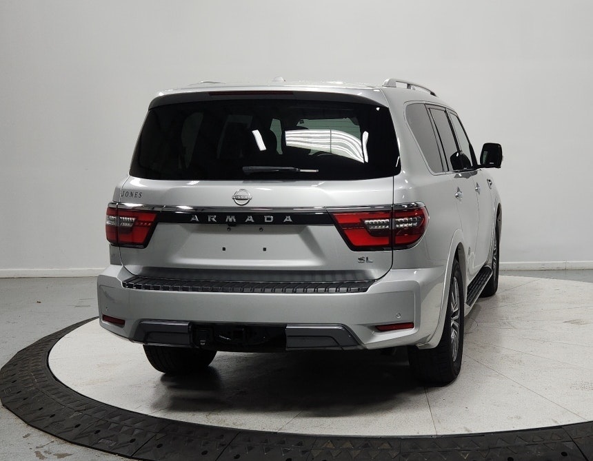 2024 Nissan Armada SL photo 4