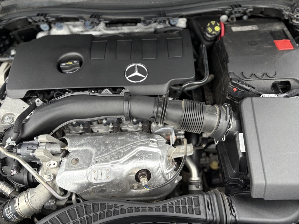 2022 Mercedes Benz GLA 250 photo 29