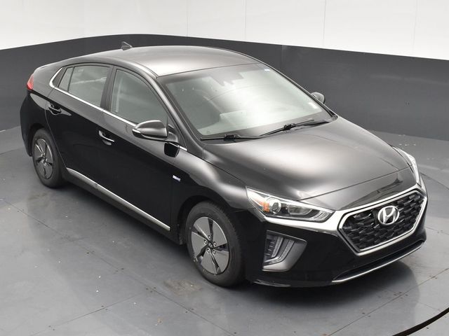 2020 Hyundai Ioniq SE photo 22