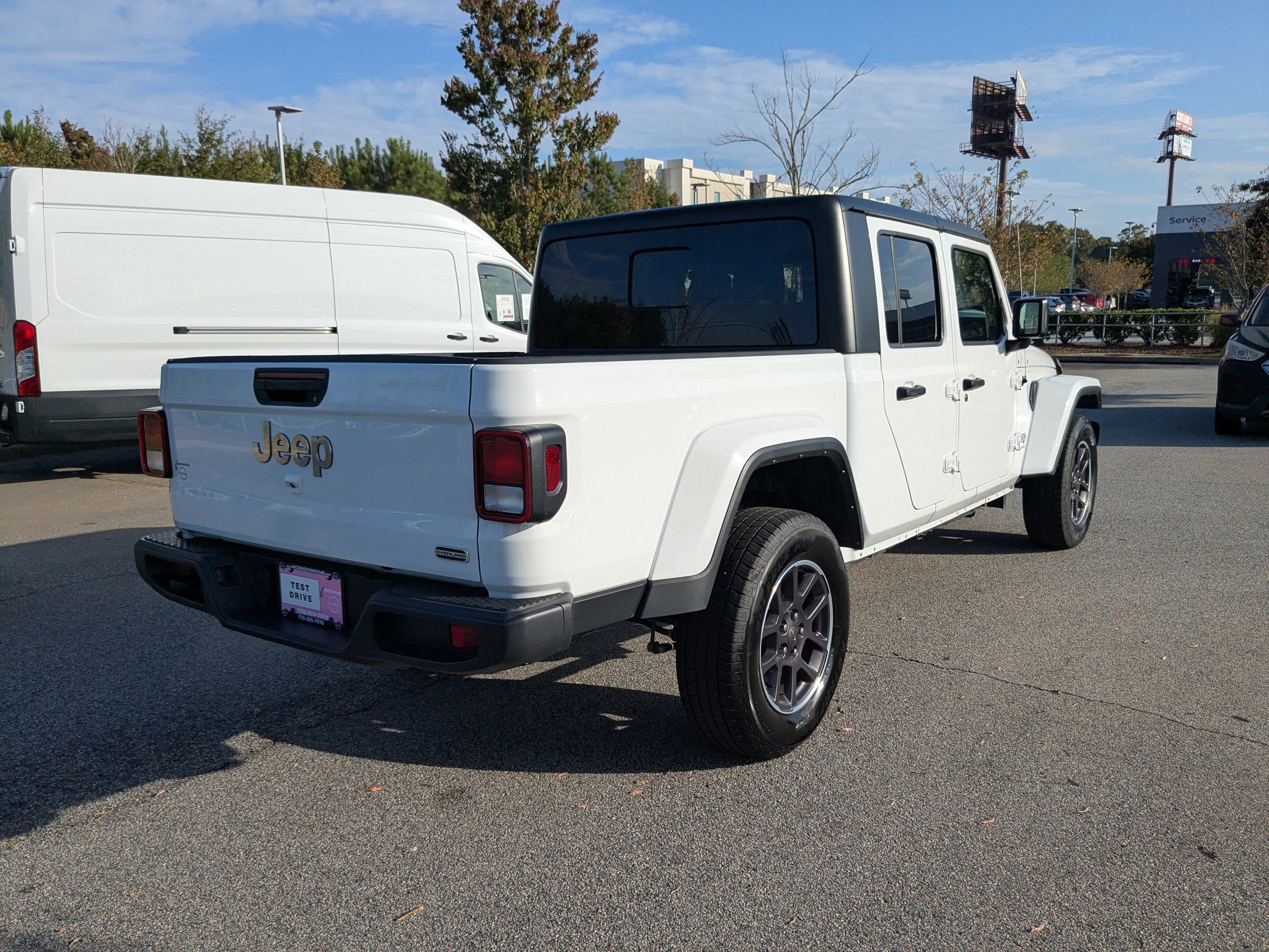 2023 Jeep Gladiator Overland photo 3