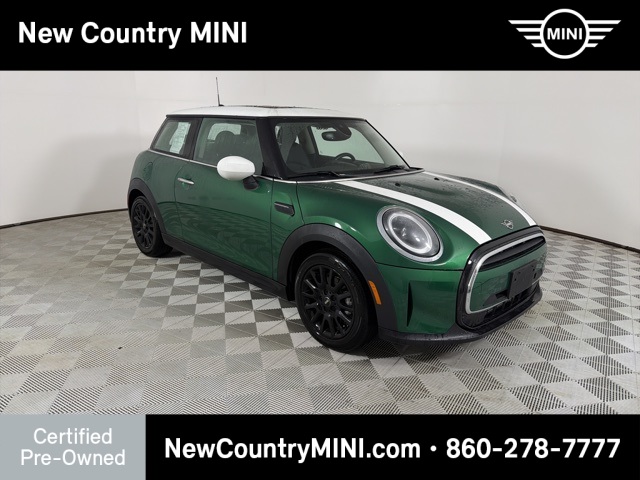 2024 MINI Hardtop 2 Door Base's photo