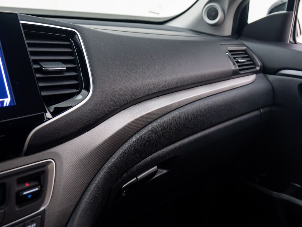 2023 Honda Ridgeline Sport photo 28