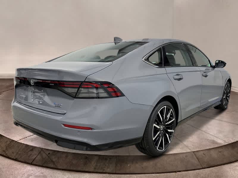 2025 Honda Accord Hybrid Touring photo 6