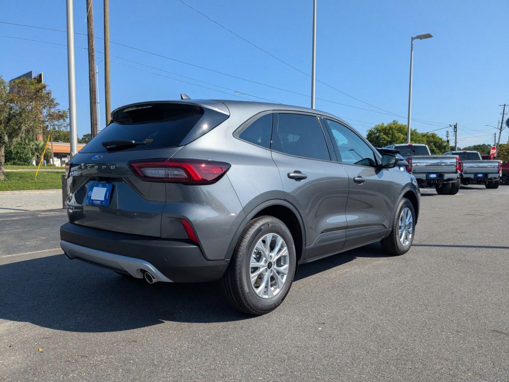 2025 Ford Escape Active photo 4