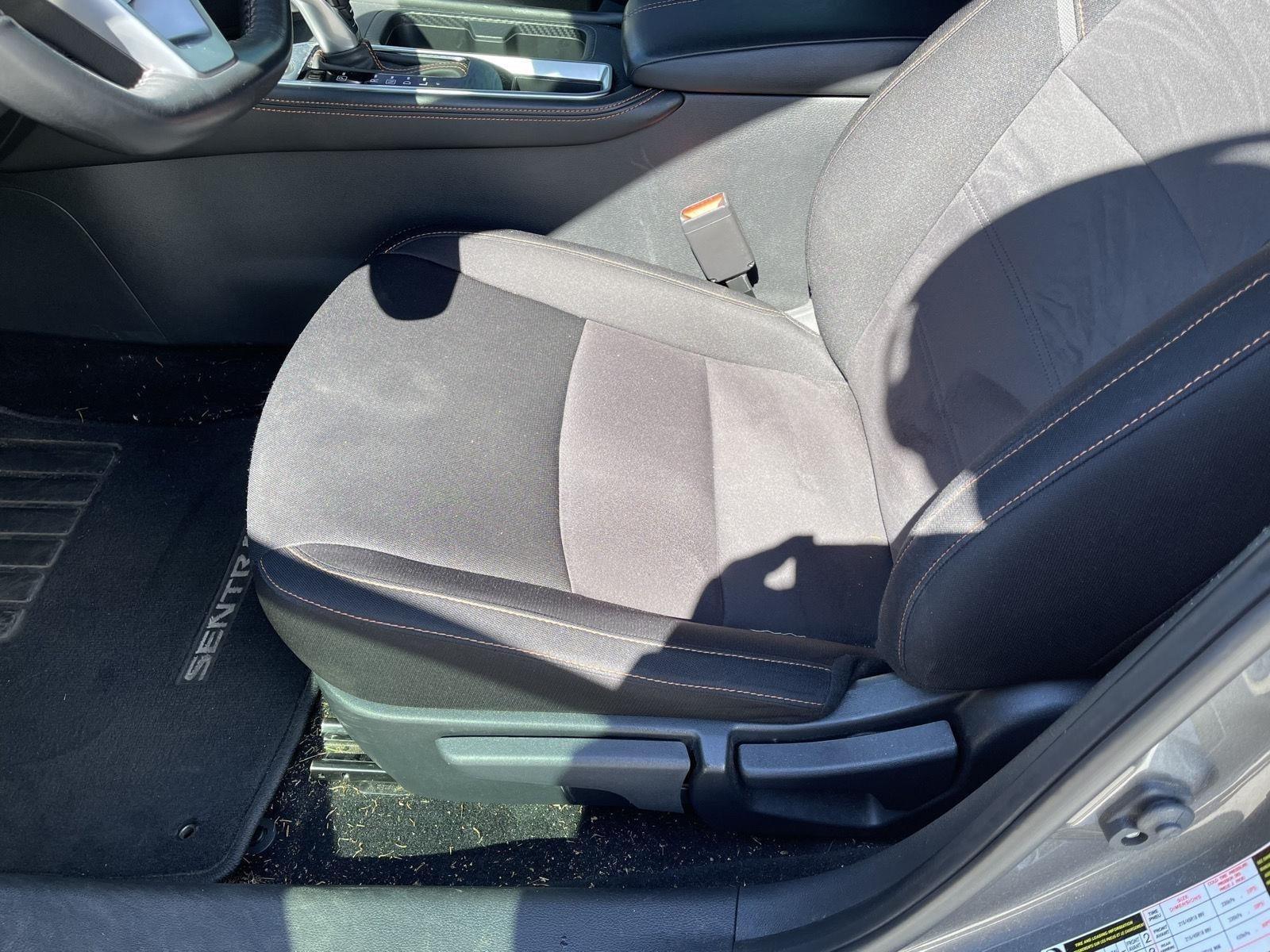2021 Nissan Sentra SR photo 3