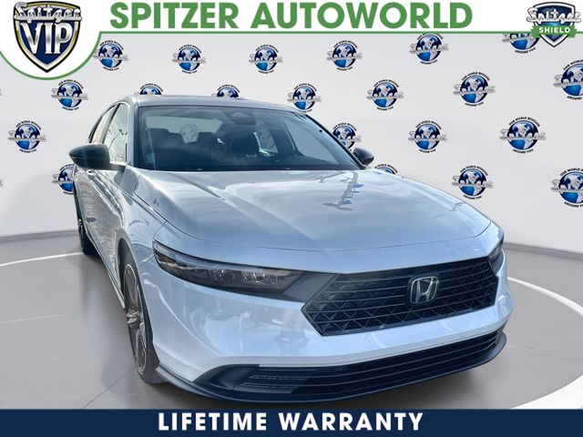 2025 Honda Accord Hybrid Sport's photo