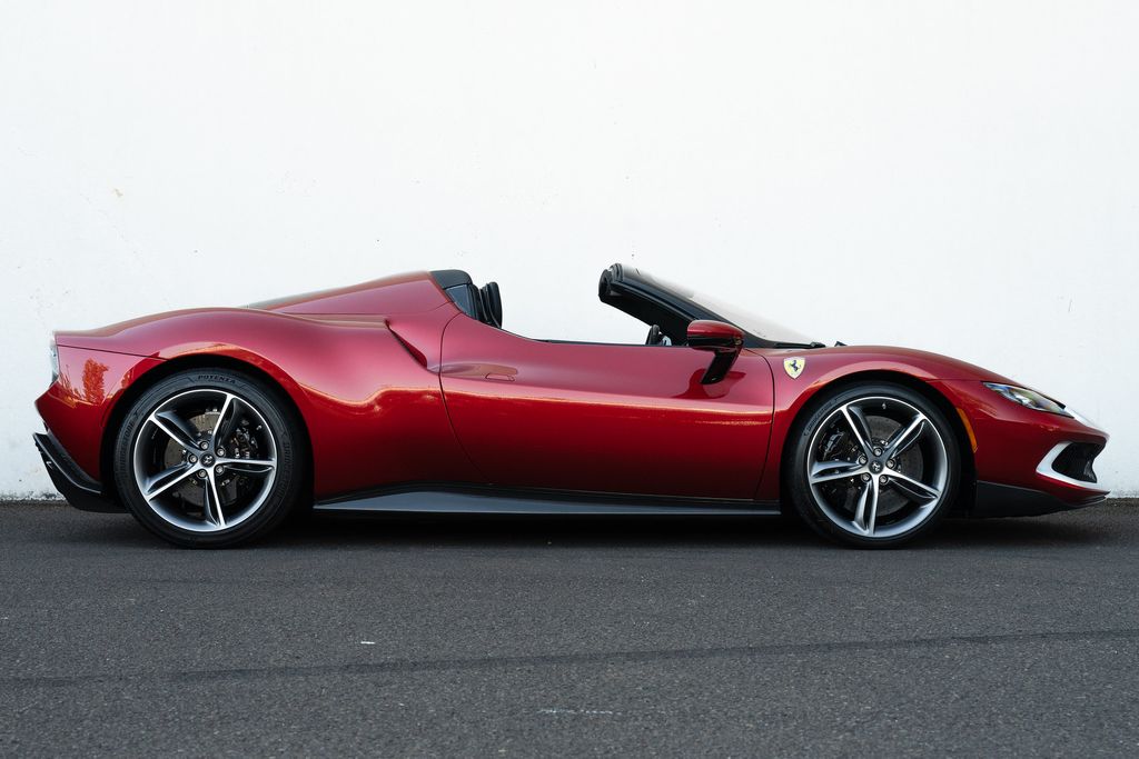 2023 Ferrari 296 GTS photo 3