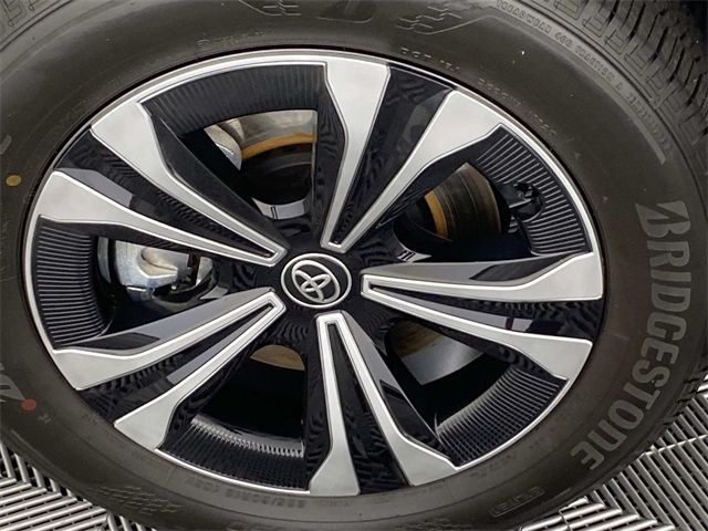 2025 Toyota bZ4X XLE photo 25