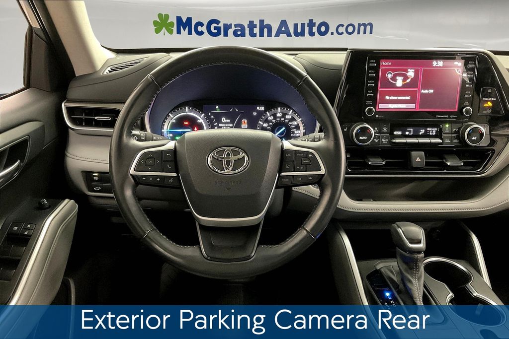 2022 Toyota Highlander Hybrid XLE photo 6