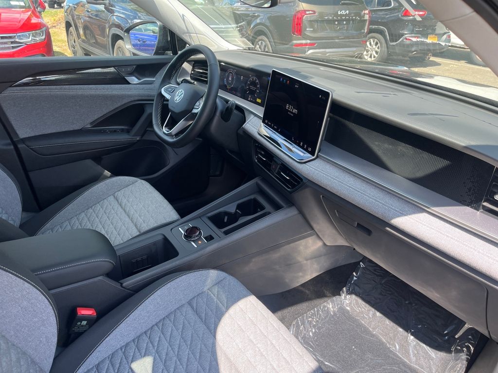 2025 Volkswagen Tiguan S photo 19