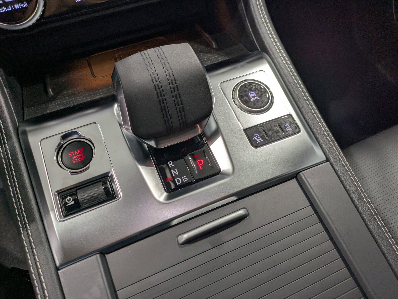 2026 Jaguar F-PACE R-Dynamic S P250 photo 18