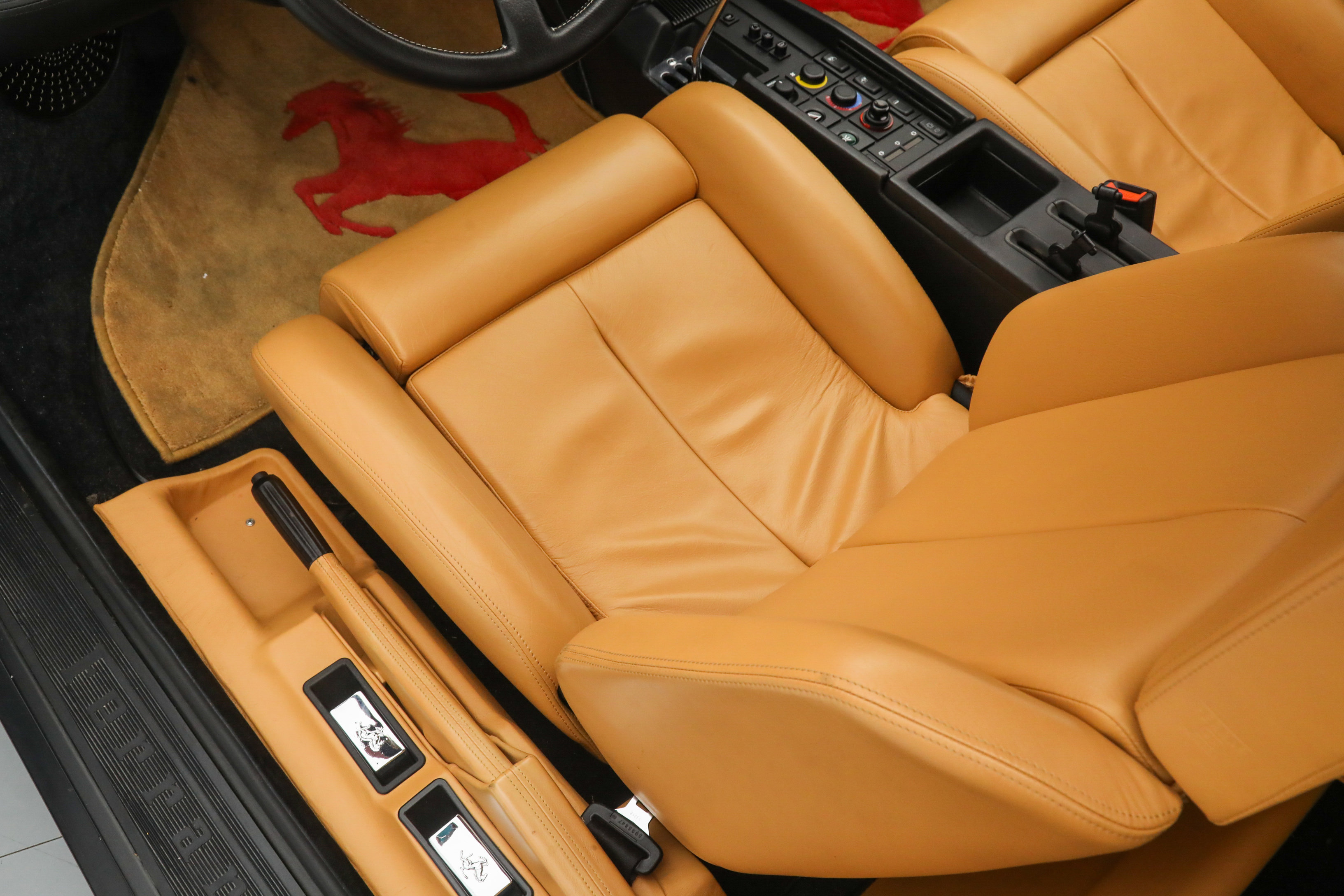Certified Used 1990 Red Ferrari  image 2