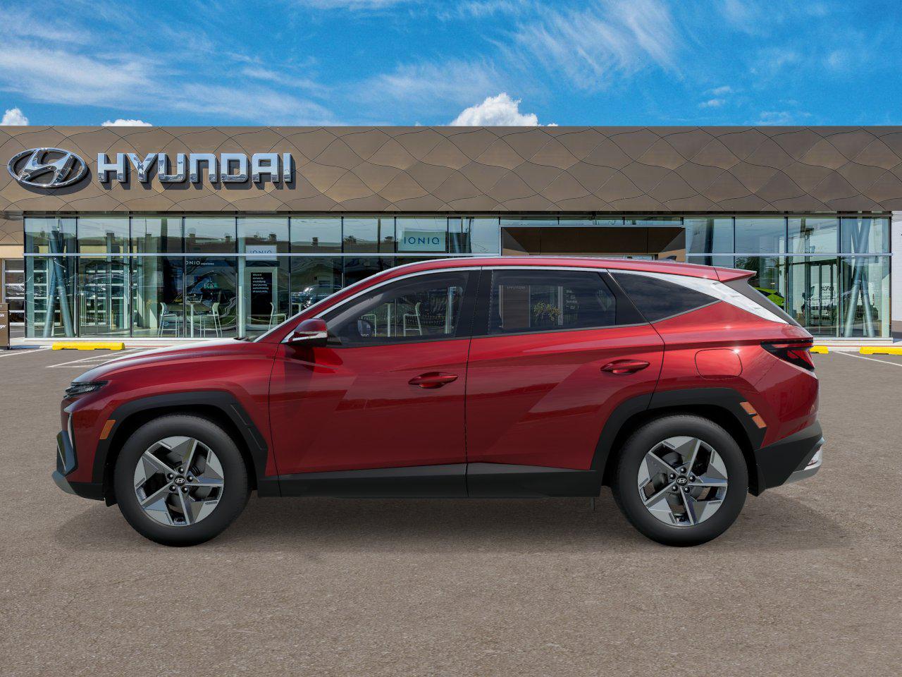 2026 Hyundai Tucson Hybrid SEL Sport photo 2