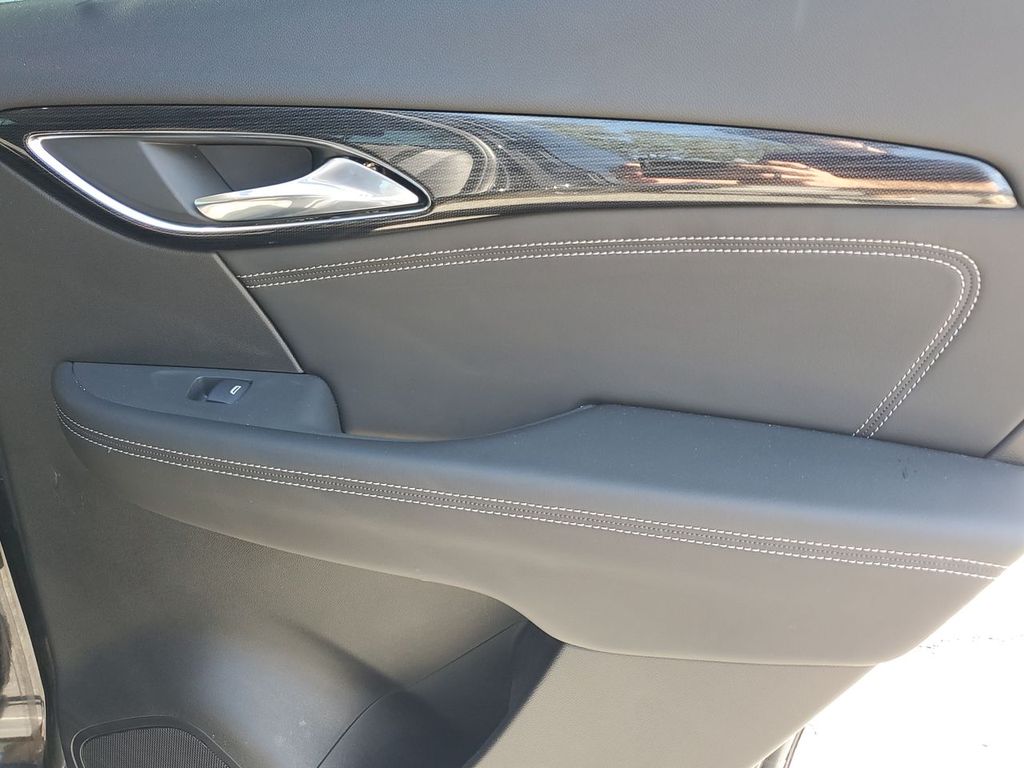 2023 Buick Envision Preferred photo 39