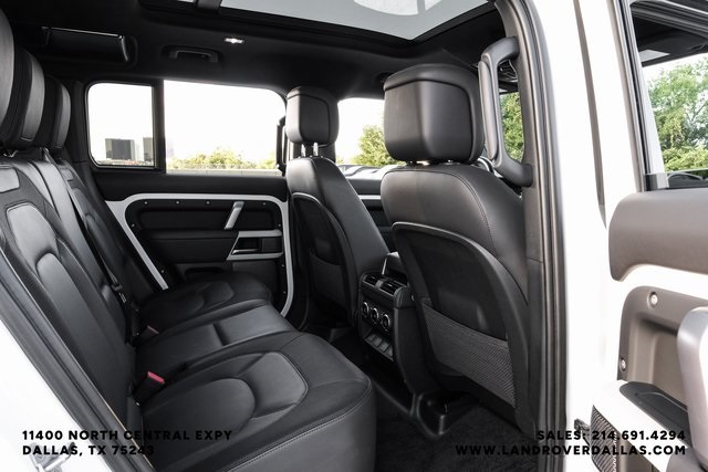 2023 Land Rover Defender 110 X-Dynamic SE photo 34