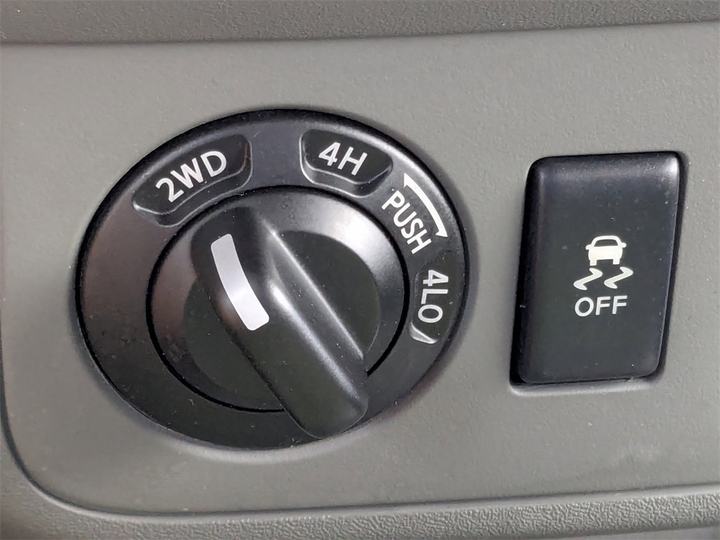 2019 Nissan Frontier SV photo 24