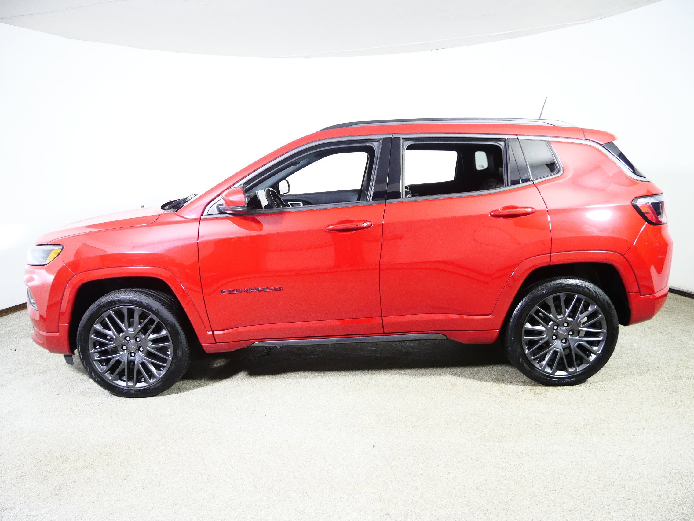 2022 Jeep Compass Red Edition photo 3