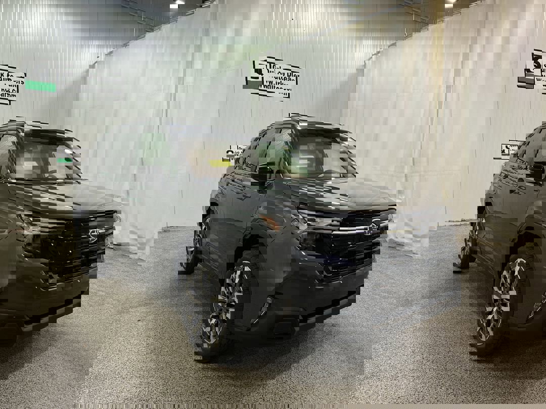 2025 Subaru Forester Touring's photo