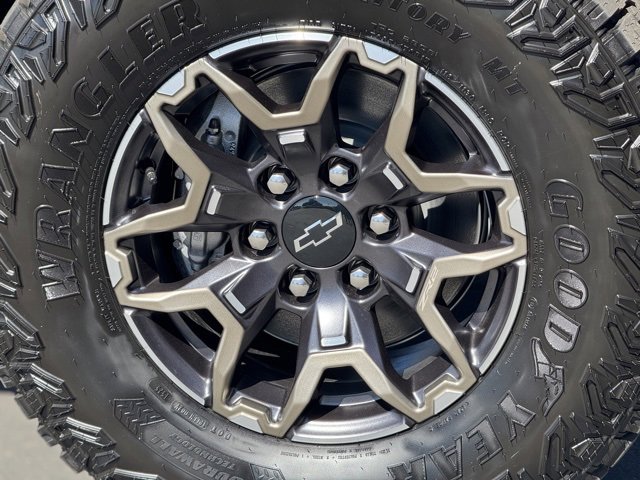 2025 Chevrolet Colorado ZR2 photo 8