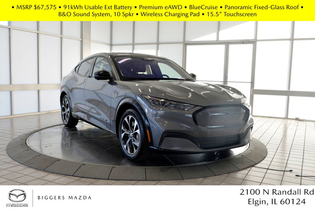 2023 Ford Mustang-Mach-e Premium's photo