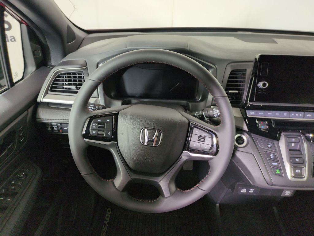 2026 Honda Odyssey photo 13
