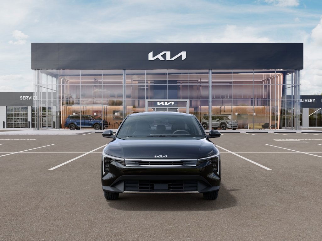 2025 Kia K4 EX photo 2