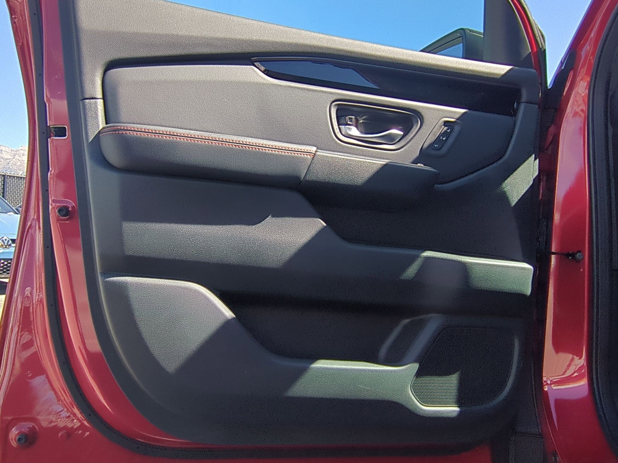 2025 Honda Pilot TrailSport photo 6