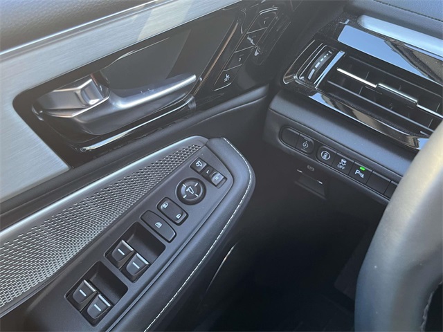 2023 Acura MDX Technology SH-AWD photo 30