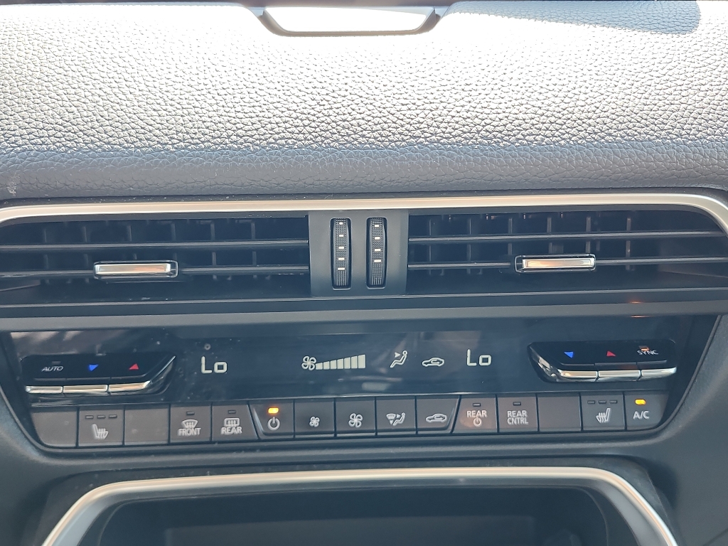 2024 Mazda CX-90 3.3 Turbo Preferred Plus photo 17