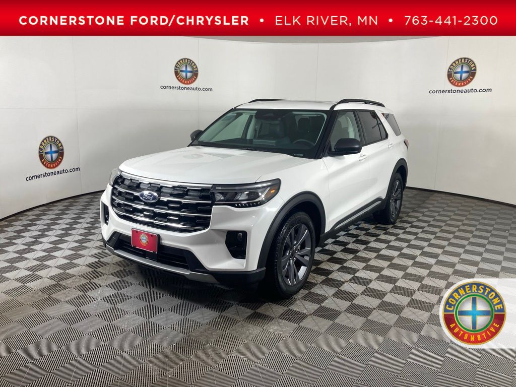 2025 Ford Explorer Active's photo