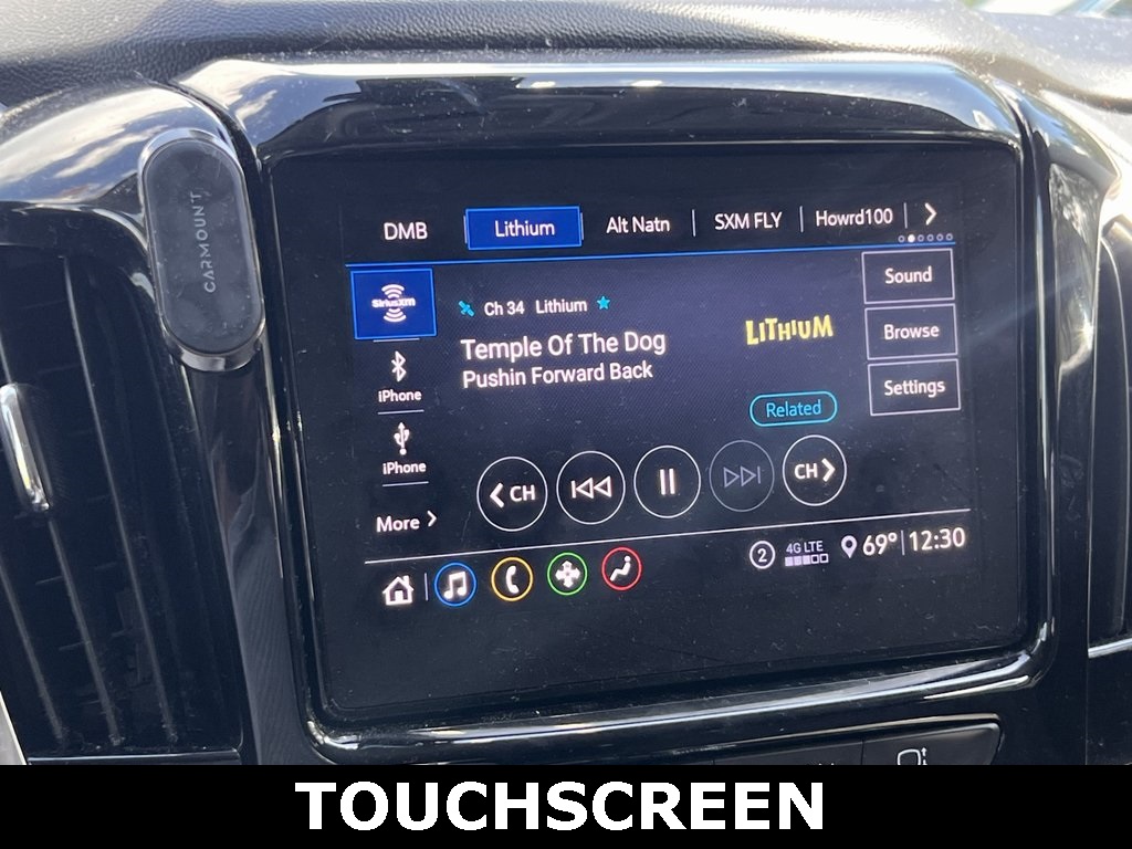 2021 Chevrolet Traverse Cloth 1LT photo 2