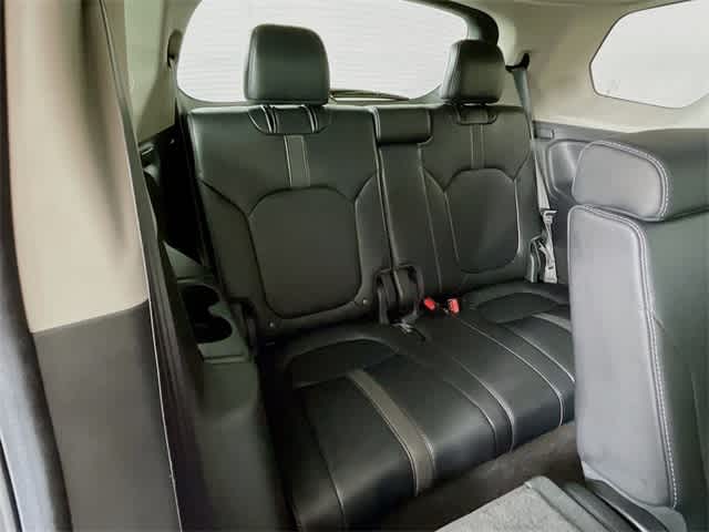 2025 Honda Pilot Touring photo 30