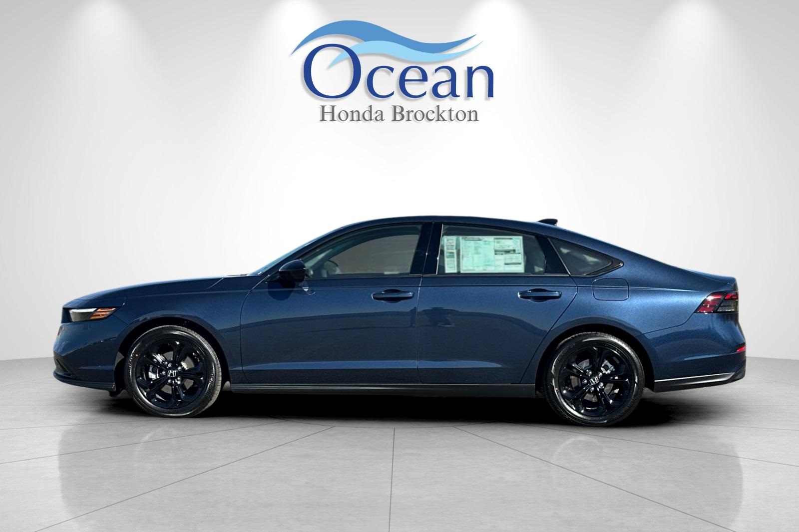 2025 Honda Accord SE photo 2