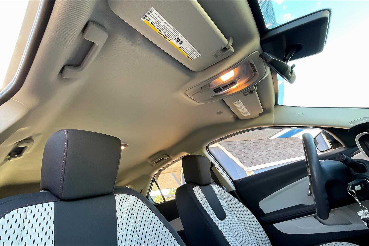 2012 Chevrolet Equinox LS photo 12