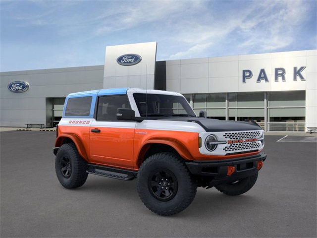 2025 Ford Bronco First Edition photo 7