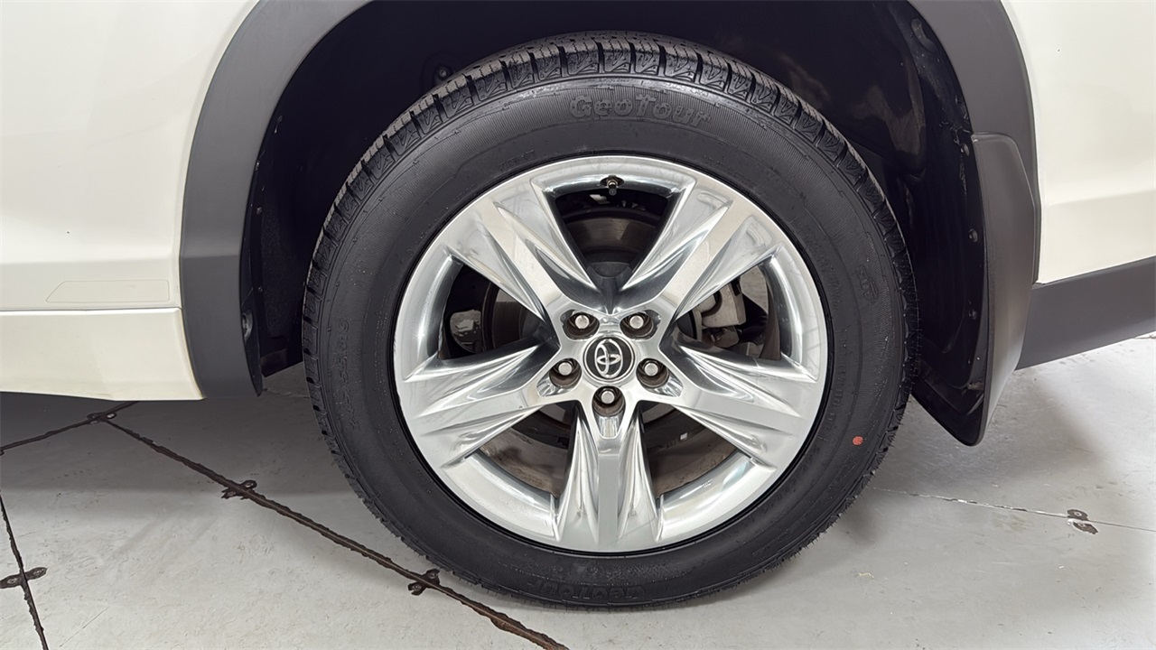 2018 Toyota Highlander Limited photo 24
