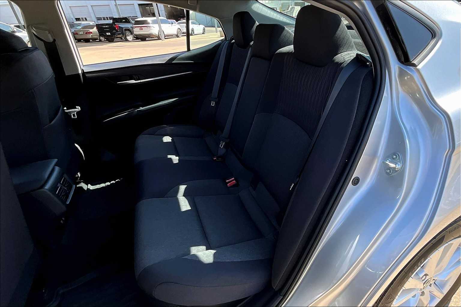 2025 Toyota Camry LE photo 17