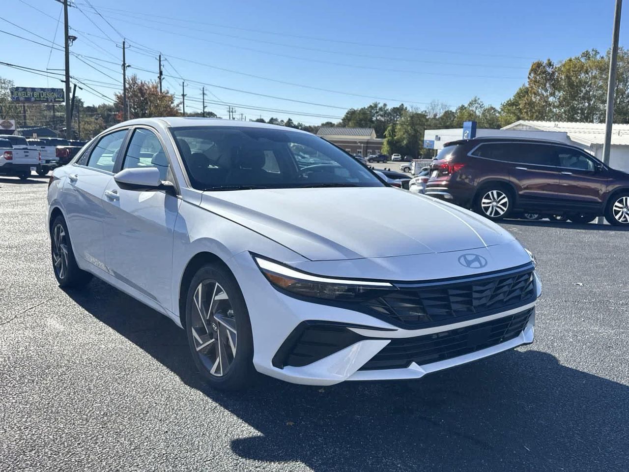 2025 Hyundai Elantra SEL's photo