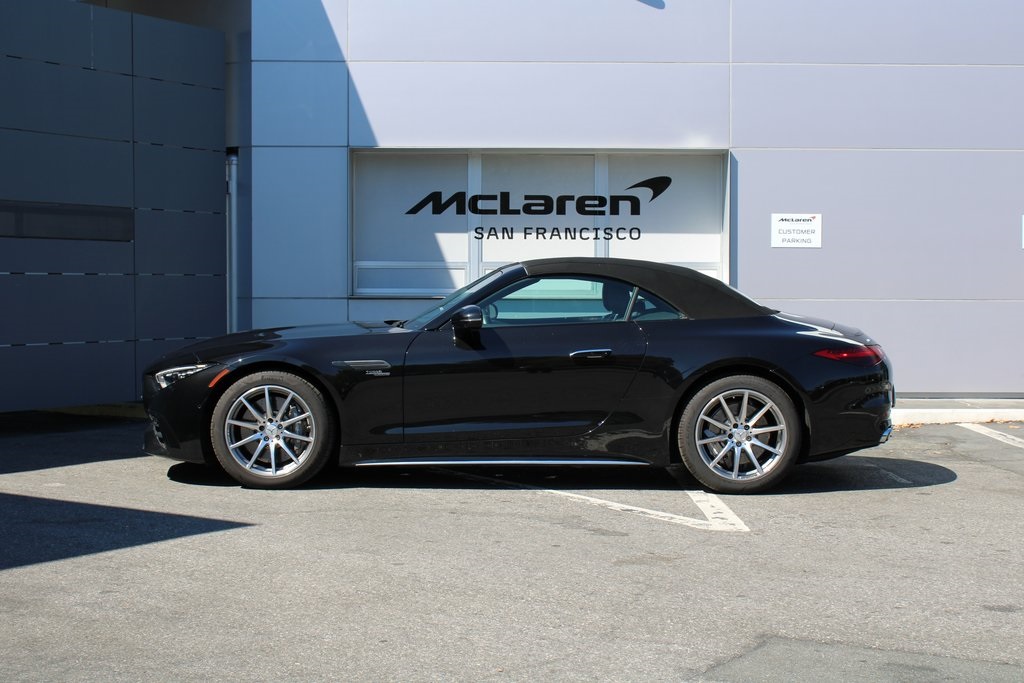 2023 Mercedes Benz SL AMG 43 photo 5