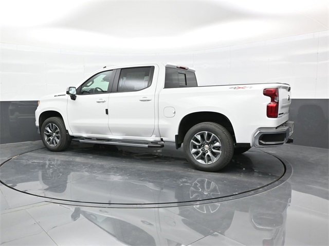 2026 Chevrolet Silverado 1500 LT photo 3