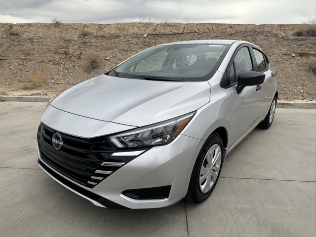 2025 Nissan Versa Sedan