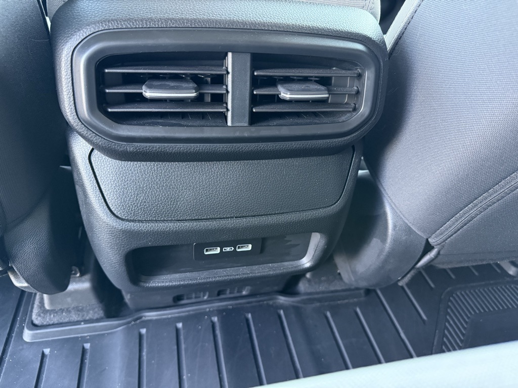 2023 Honda Pilot LX photo 34