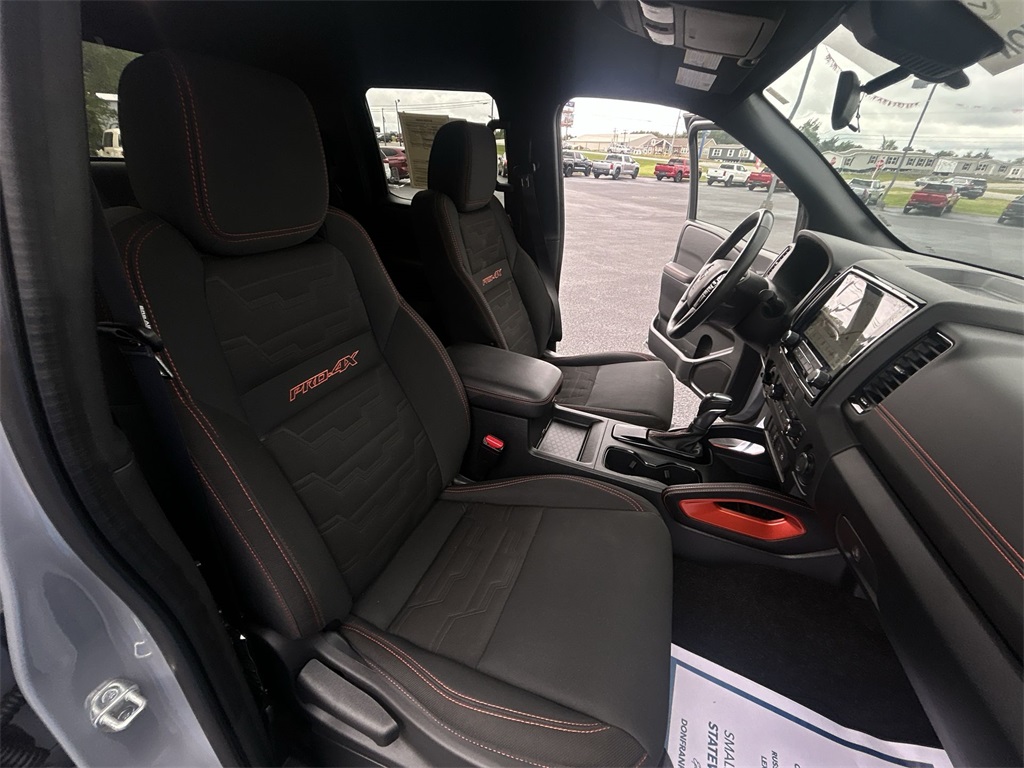 2022 Nissan Frontier PRO-4X photo 27