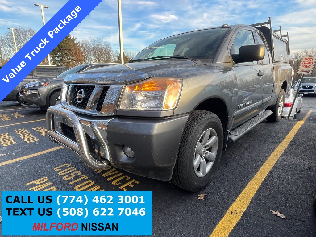 2014 Nissan Titan SV