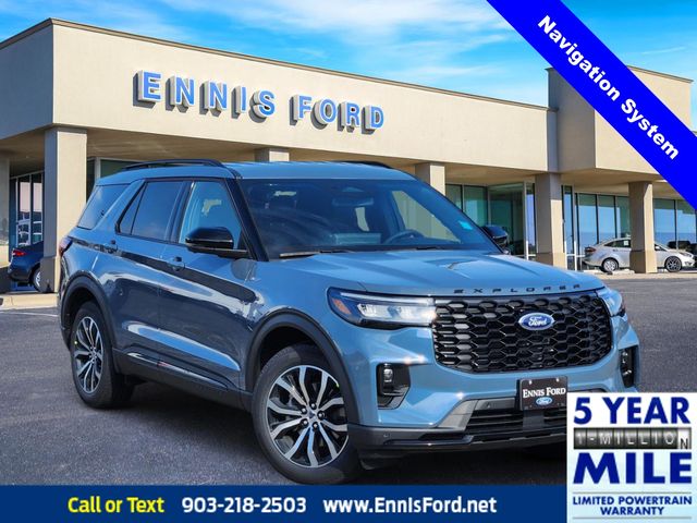 2026 Ford Explorer ST-LINE's photo