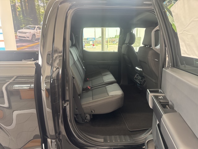 2025 Ford F-150 STX photo 29