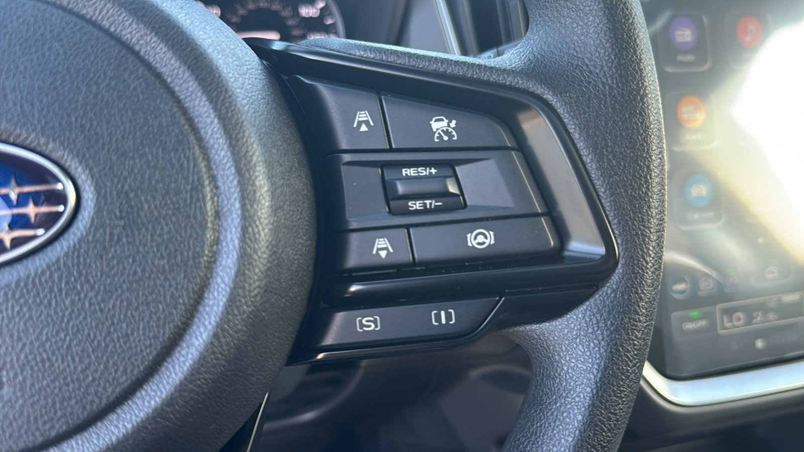 2025 Subaru Crosstrek Premium photo 14