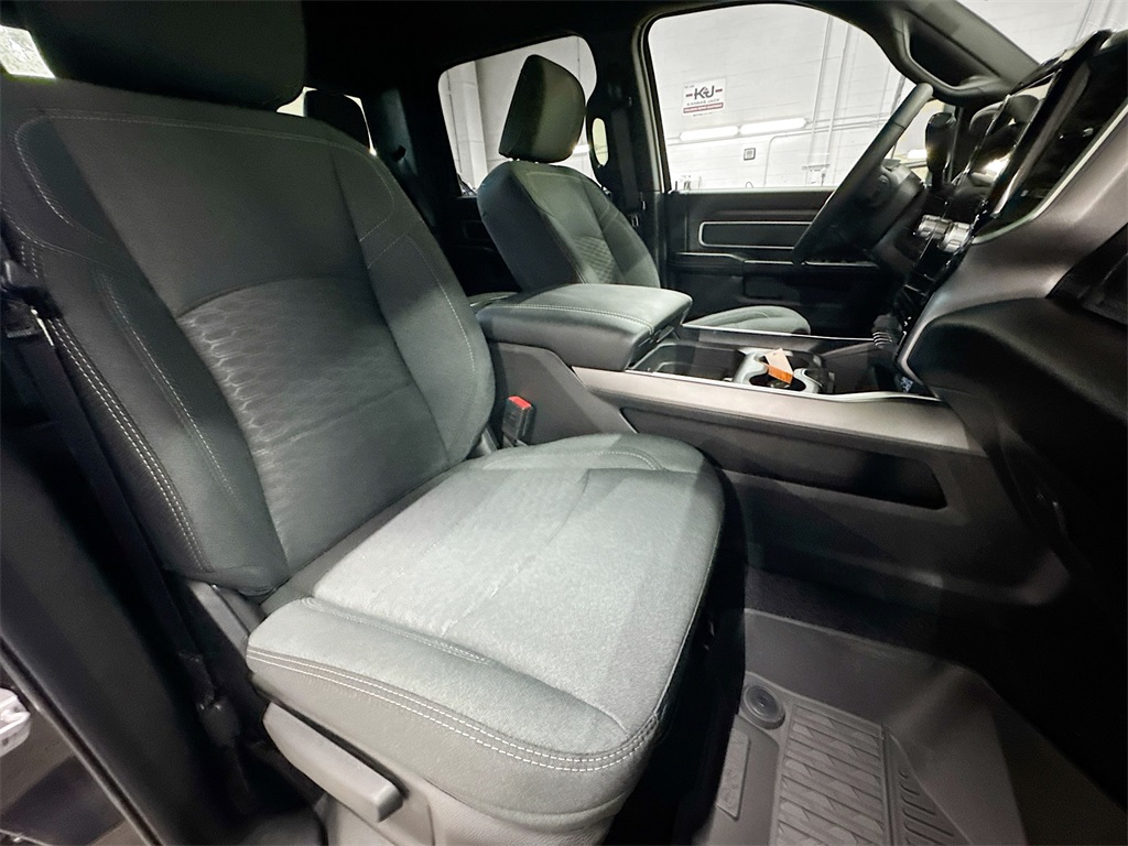 2025 Ram 2500 Big Horn photo 23
